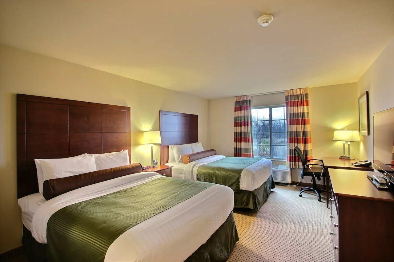 Americinn By Wyndham Oshkosh Eksteriør bilde