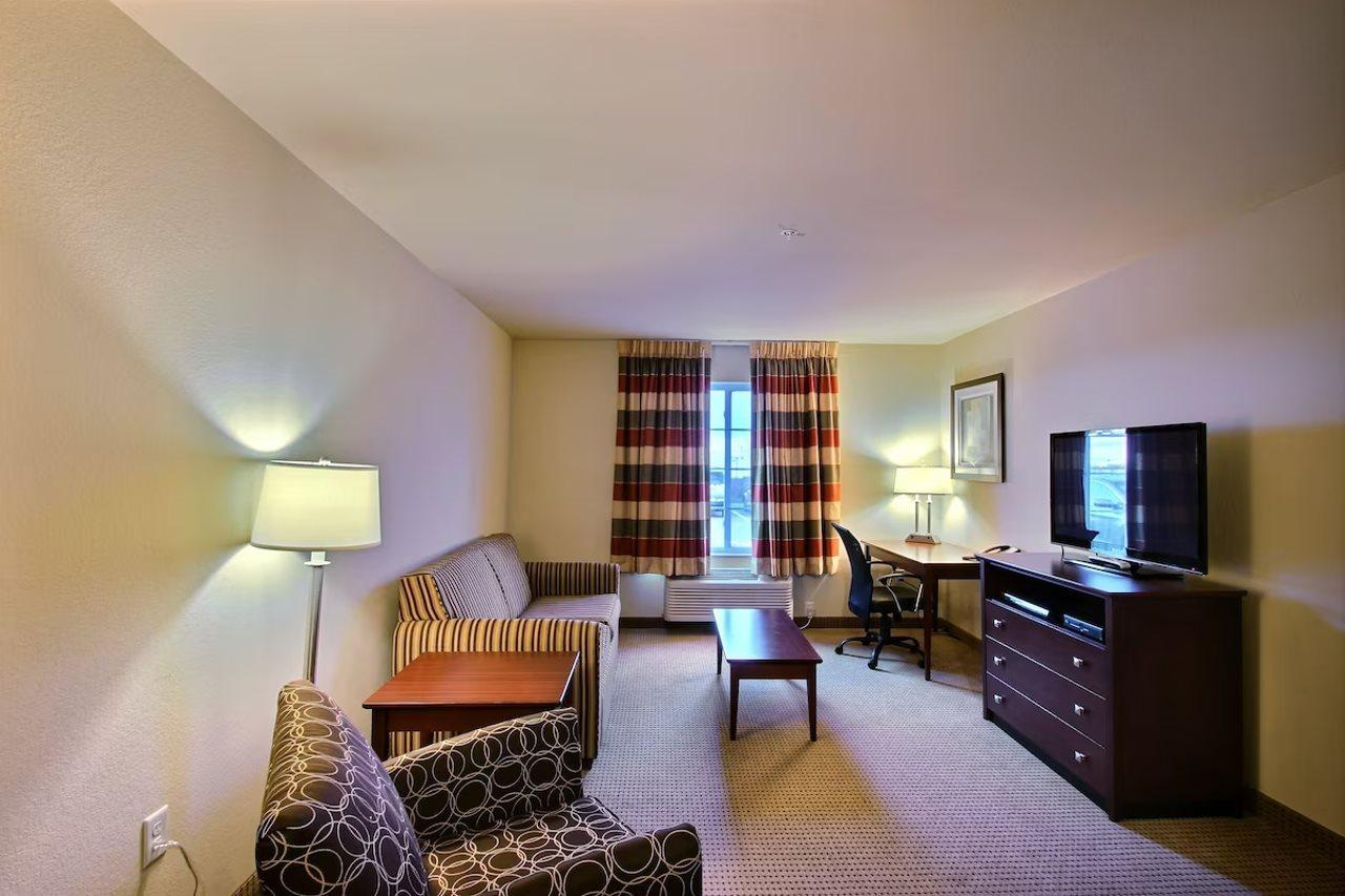 Americinn By Wyndham Oshkosh Eksteriør bilde
