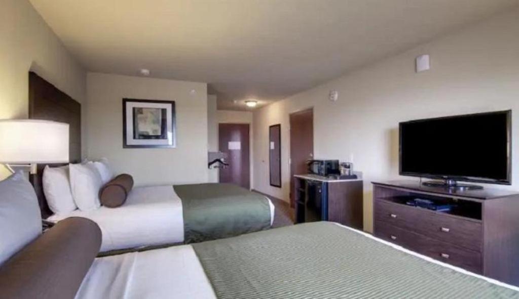 Americinn By Wyndham Oshkosh Eksteriør bilde